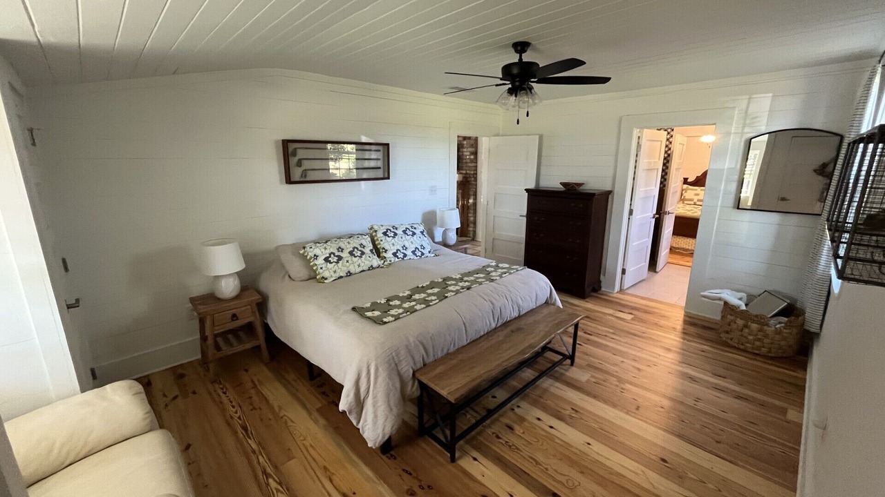 Photo of Bedroom in Covington