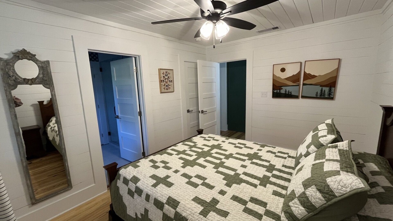 Photo of Bedroom in Covington