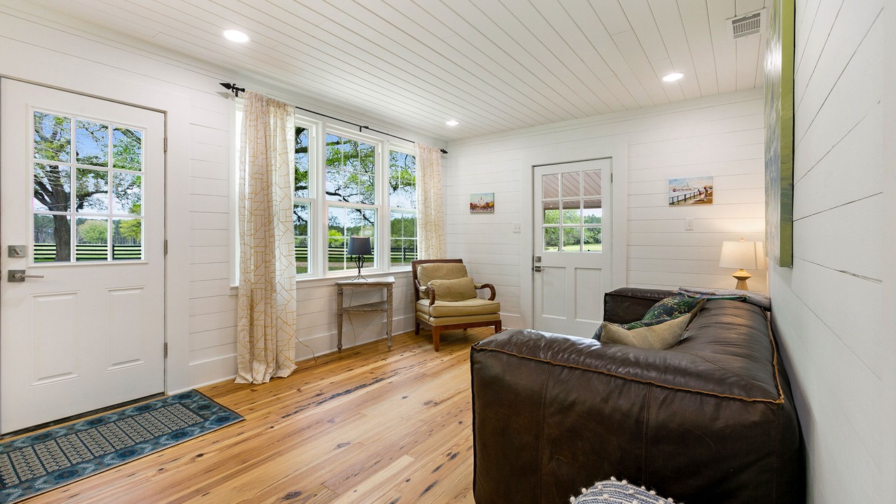Photo of Livingroom in Covington