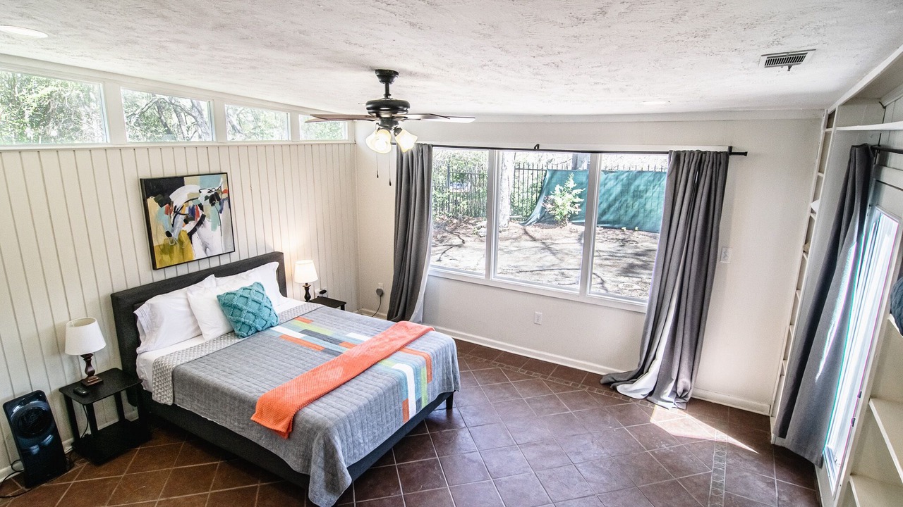 Photo of Bedroom in Greater Belhaven