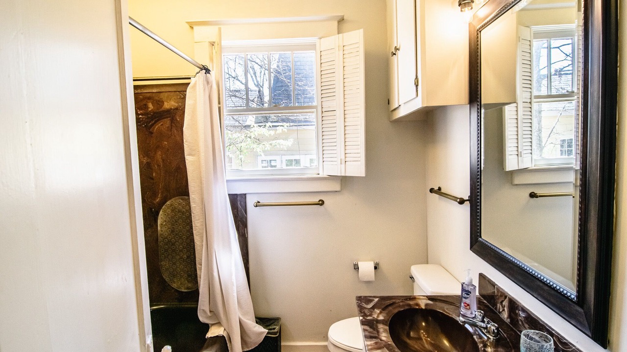 Photo of Bathroom in Greater Belhaven
