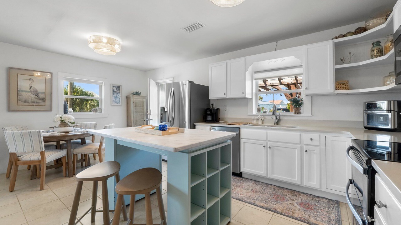 Photo of Kitchen in Kiska Beach