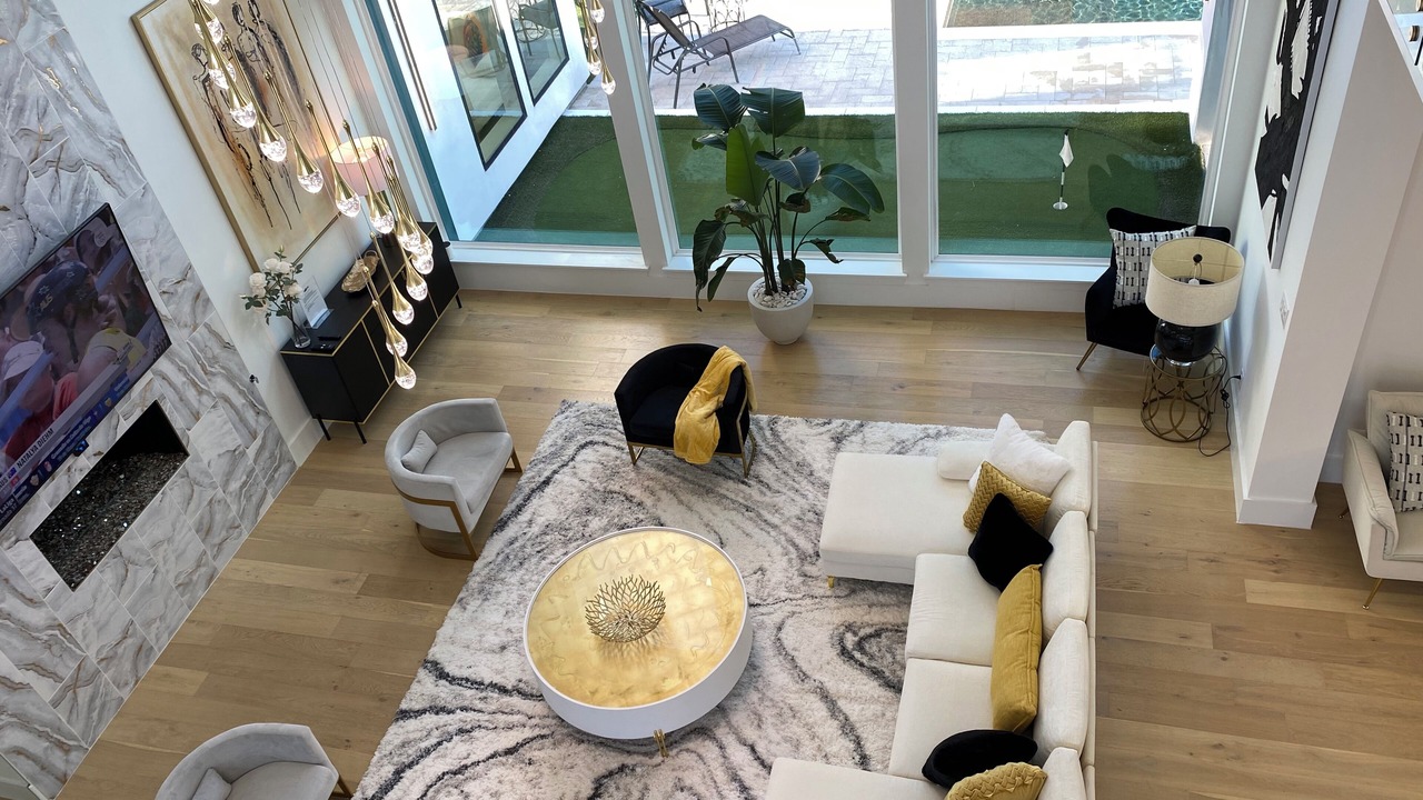 Photo of Livingroom in Preston Hollow