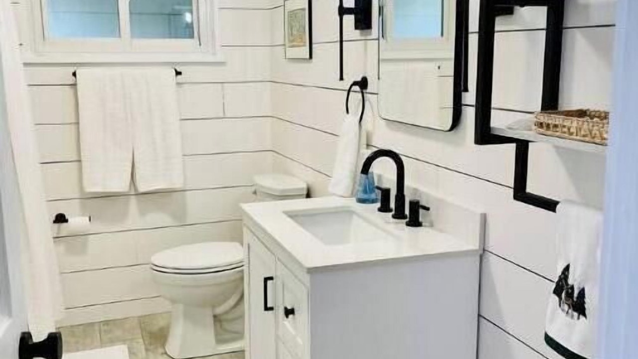 Photo of Bathroom in Biloxi