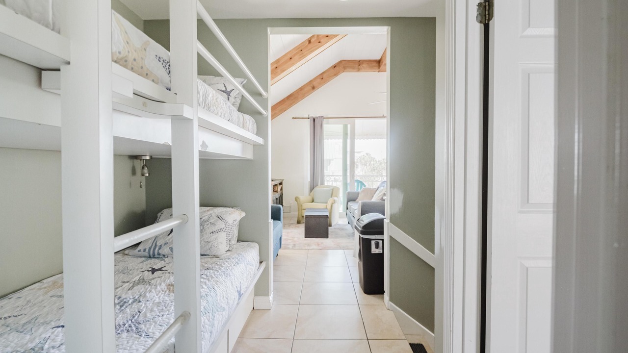 Photo of Bedroom in Clipper Cove