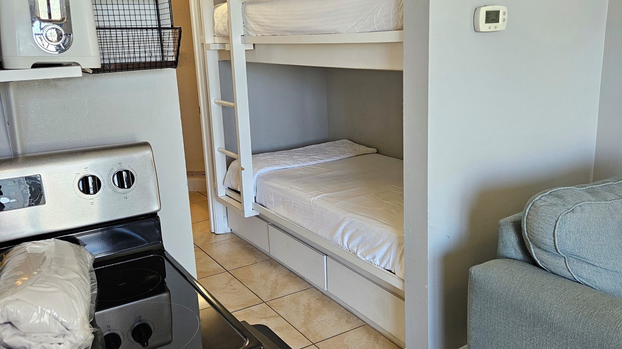 Photo of Bedroom in Clipper Cove