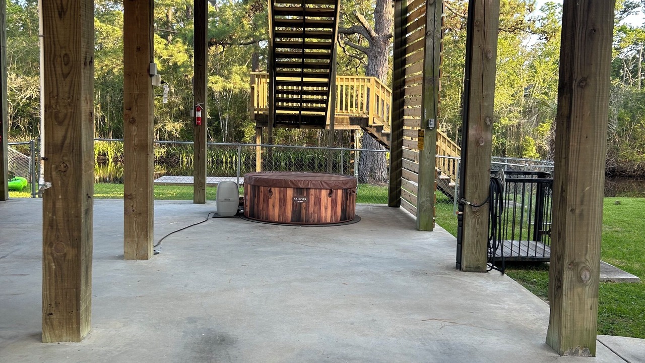 Photo of Patio Balcony in Shoreline Park