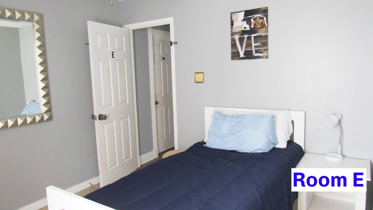 Photo of Bedroom in Harvey