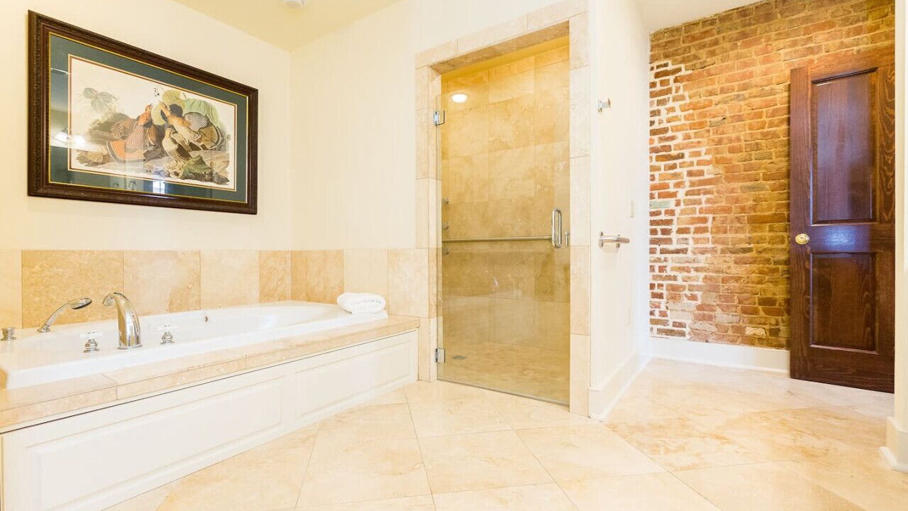 Photo of Bathroom in Natchez