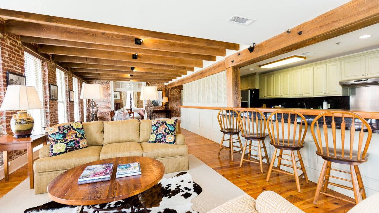 Photo of Livingroom in Natchez