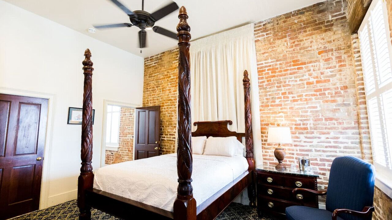 Photo of Bedroom in Natchez