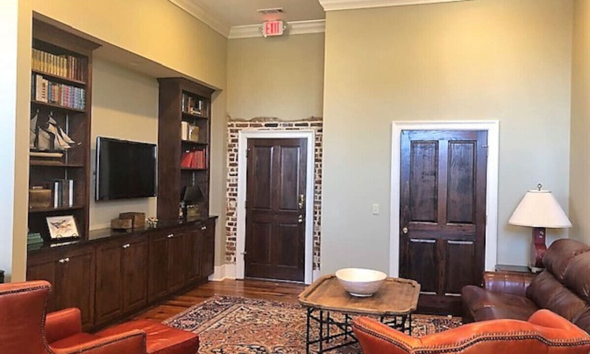 Photo of Livingroom in Natchez