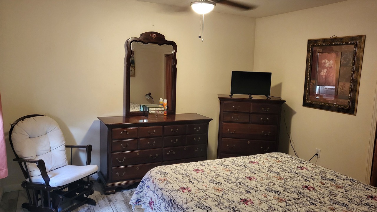Photo of Bedroom in Bay VIew Addition