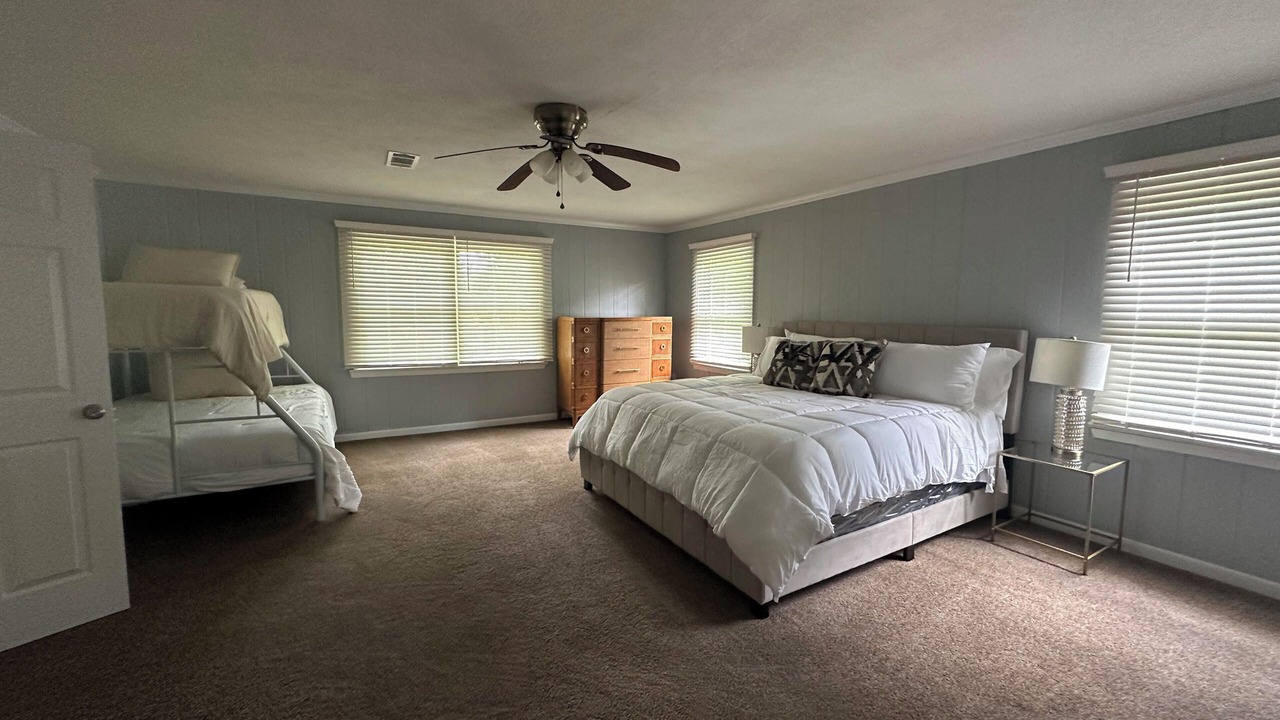 Photo of Bedroom in Hattiesburg