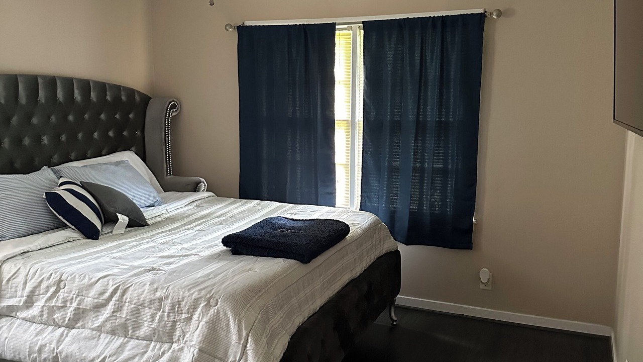 Photo of Bedroom in Forestdale