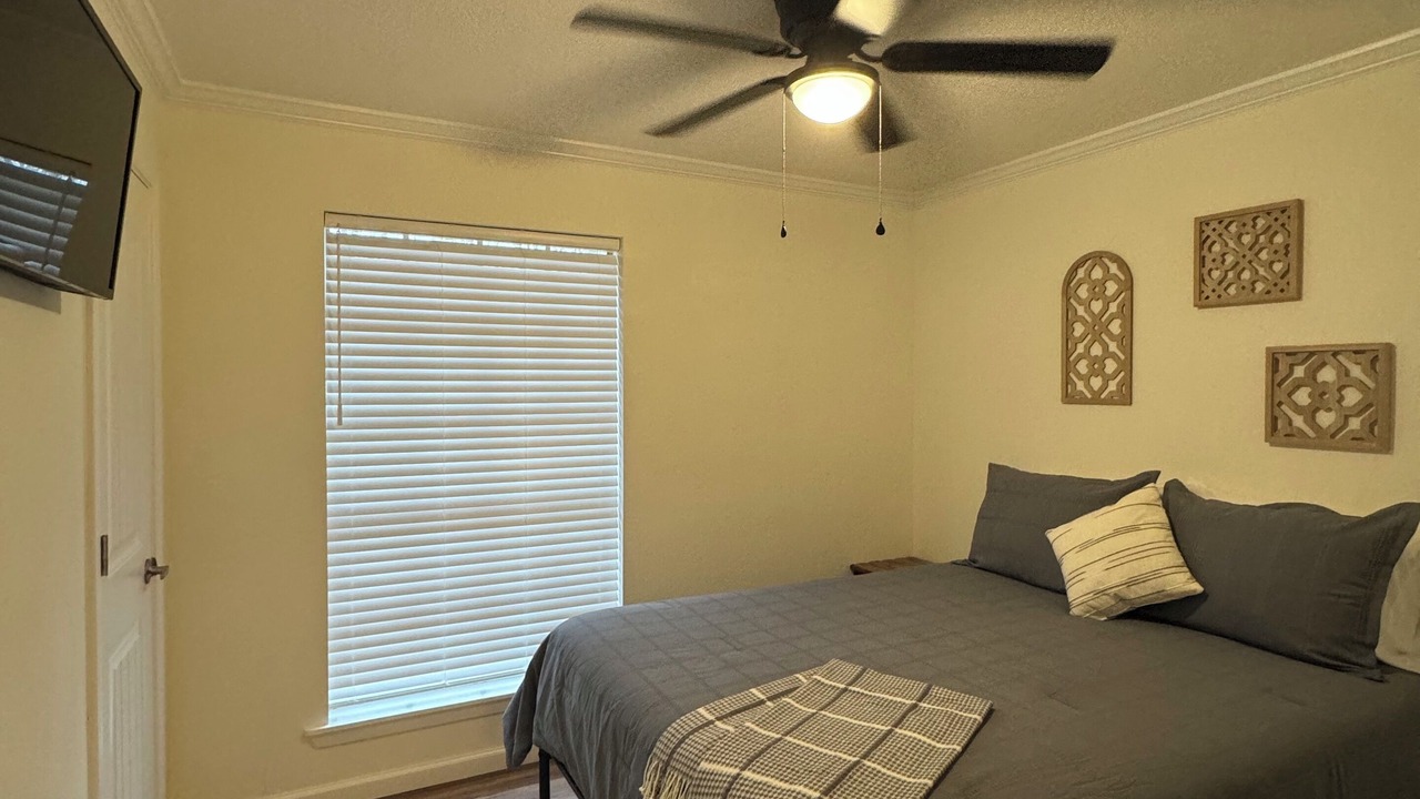 Photo of Bedroom in Alexandria