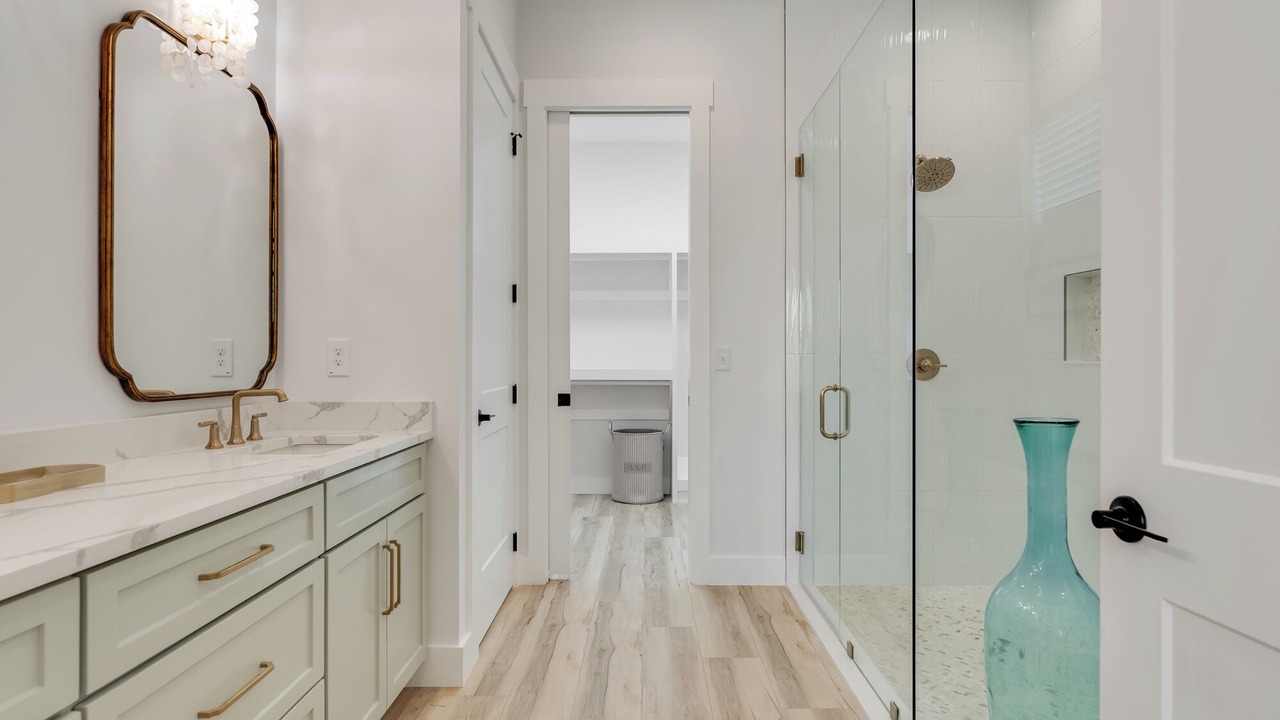Photo of Bathroom in Holiday Beach