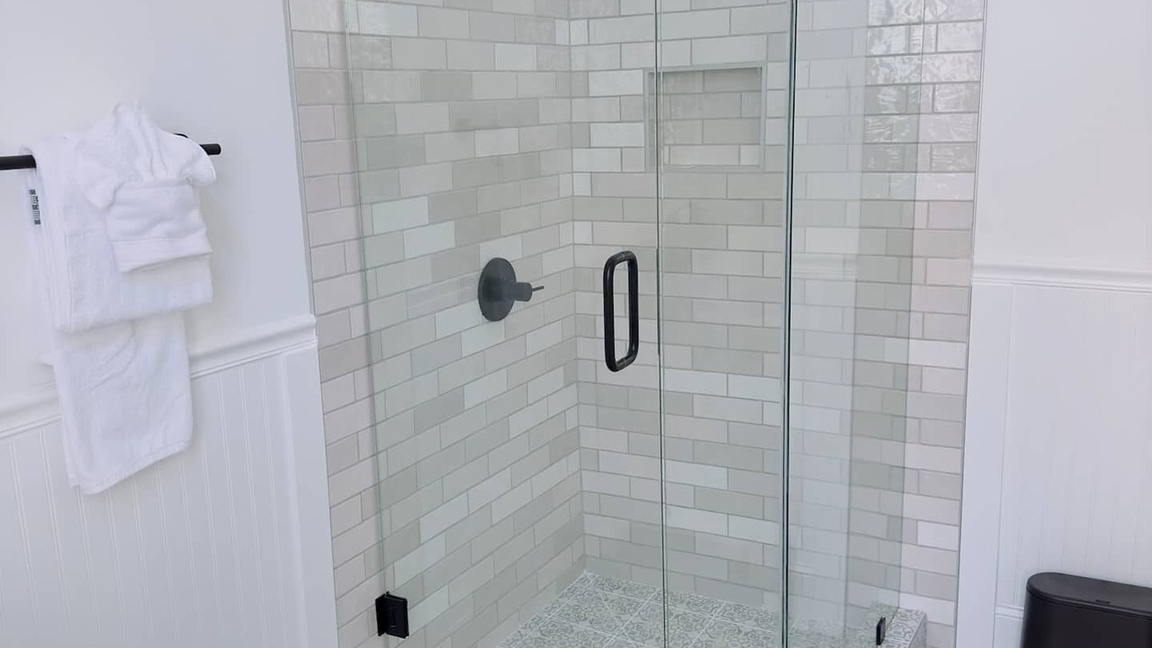 Photo of Bathroom in South 7th Ward