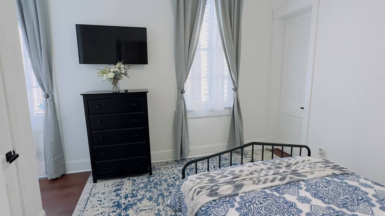 Photo of Bedroom in South 7th Ward