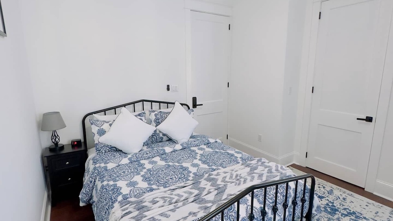 Photo of Bedroom in South 7th Ward