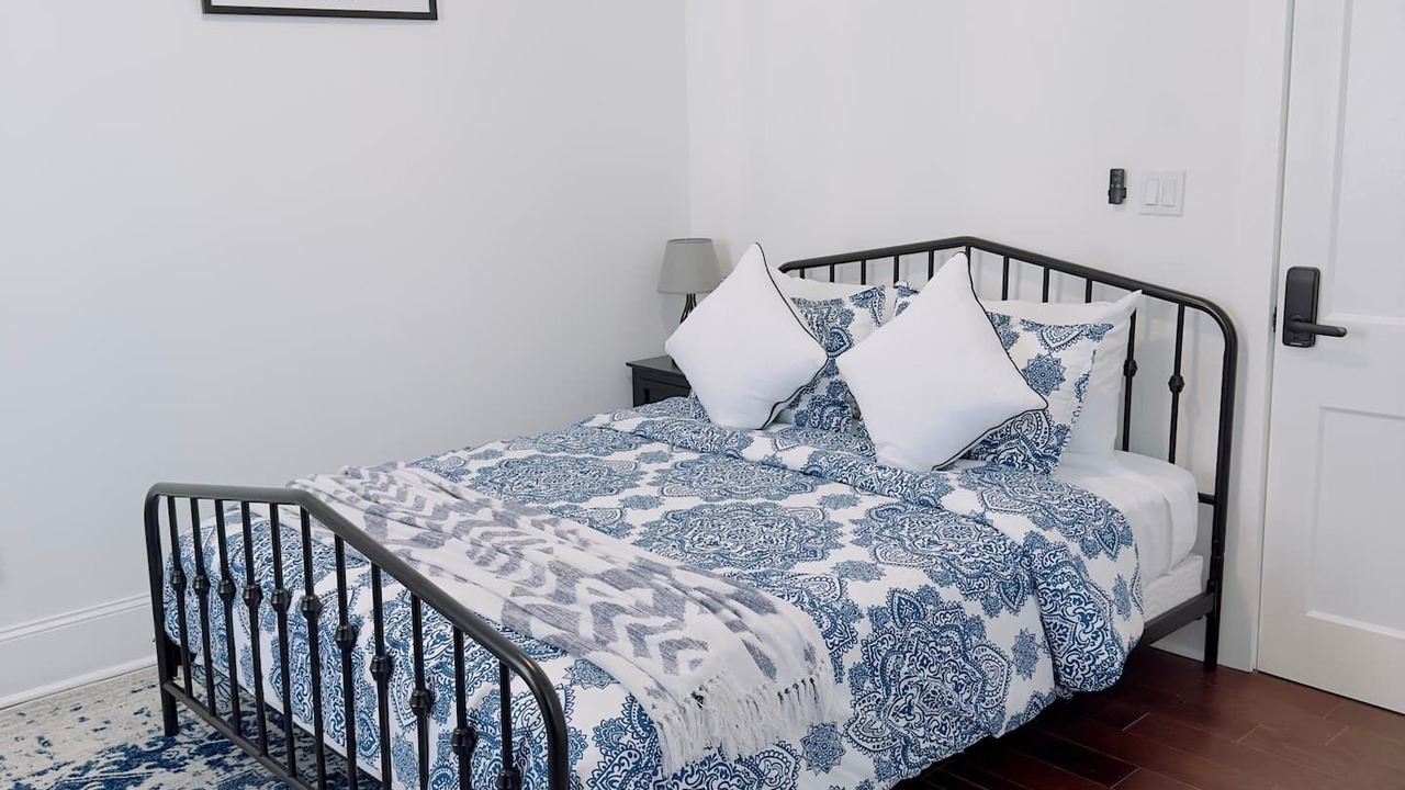 Photo of Bedroom in South 7th Ward