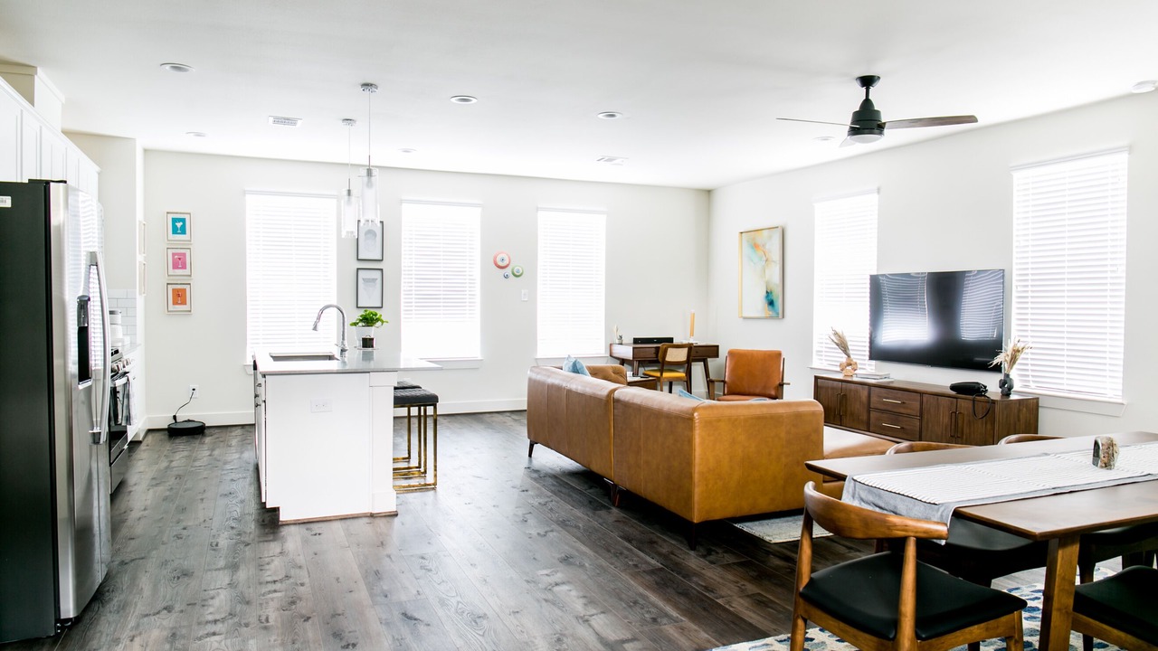 Photo of Livingroom in Northside