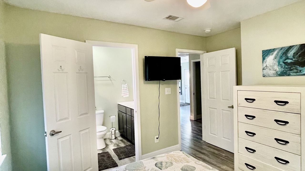Photo of Bedroom in Gulf Park Estates