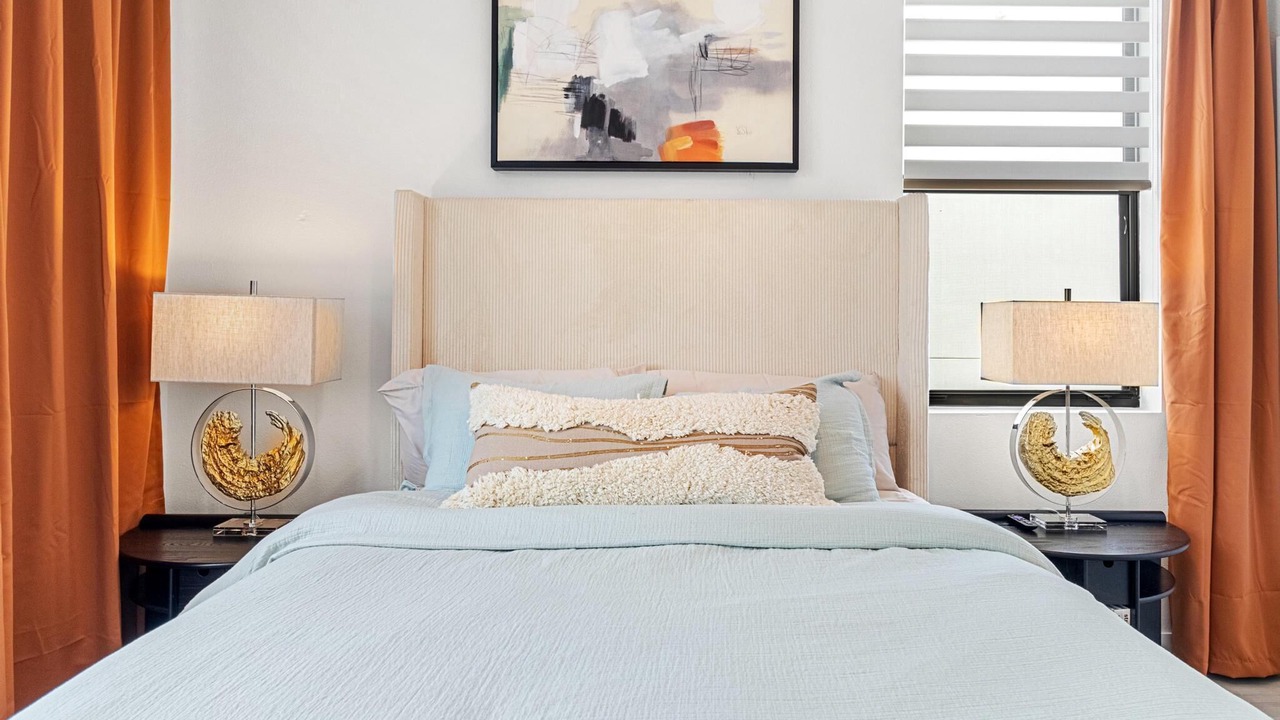 Photo of Bedroom in Pinecrest West Park