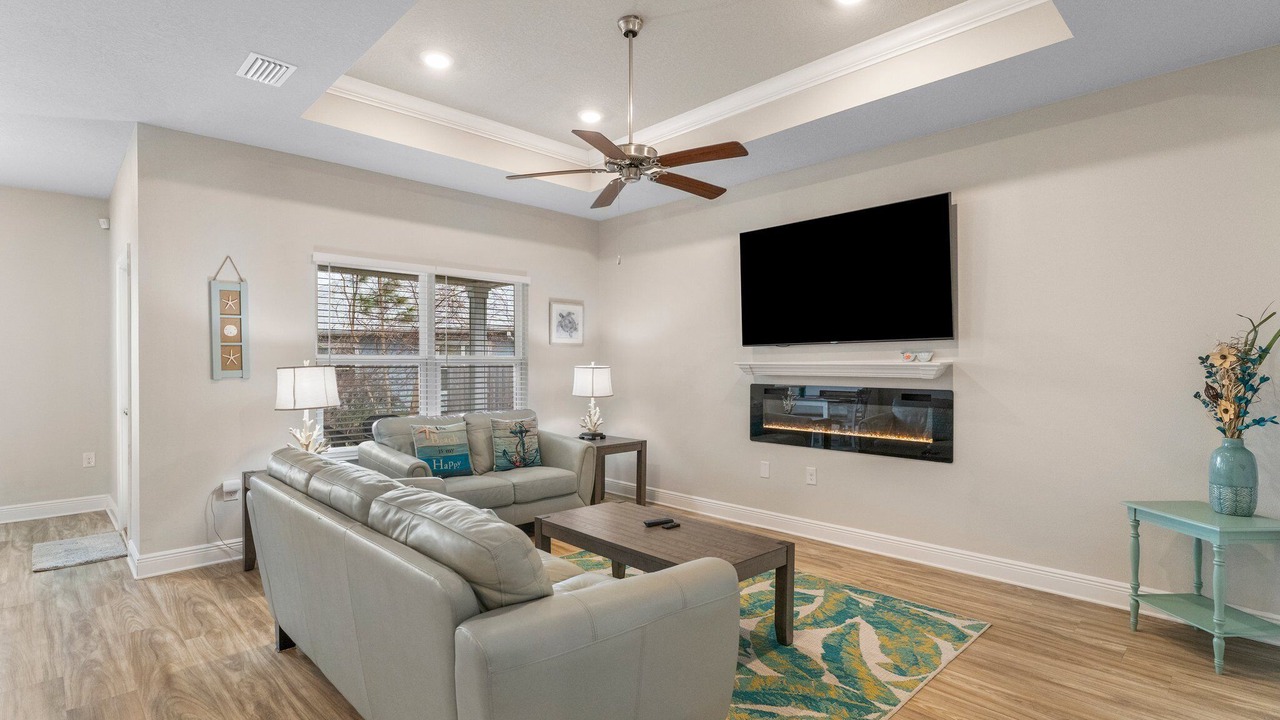 Photo of Livingroom in Upper Grand Lagoon