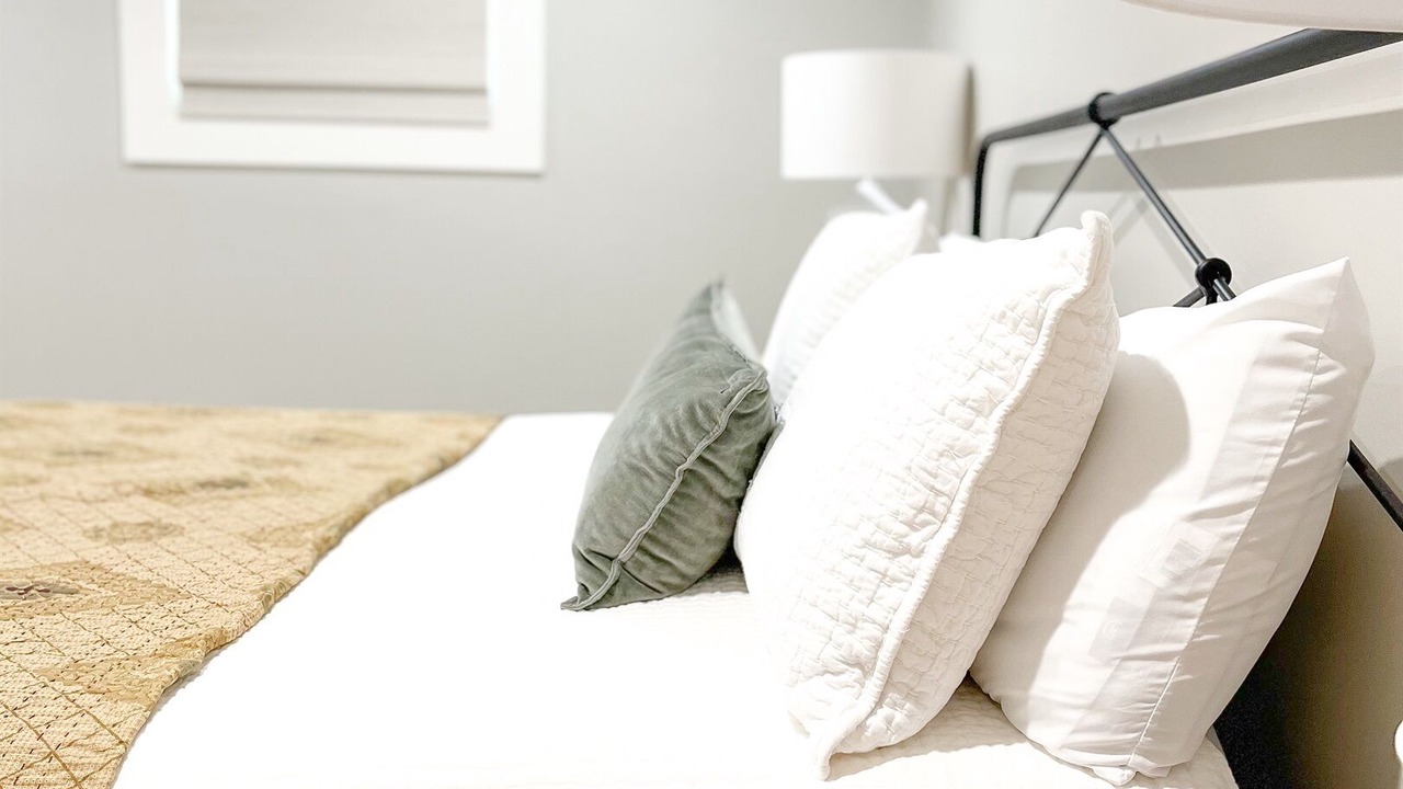 Photo of Bedroom in Laurel