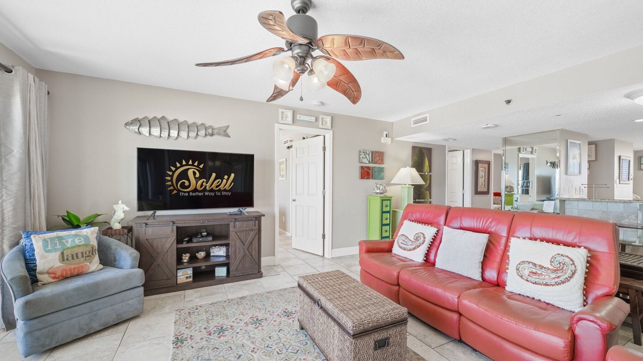 Photo of Livingroom in Lower Grand Lagoon