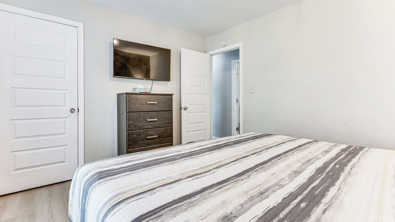 Photo of Bedroom in Myrtle Grove