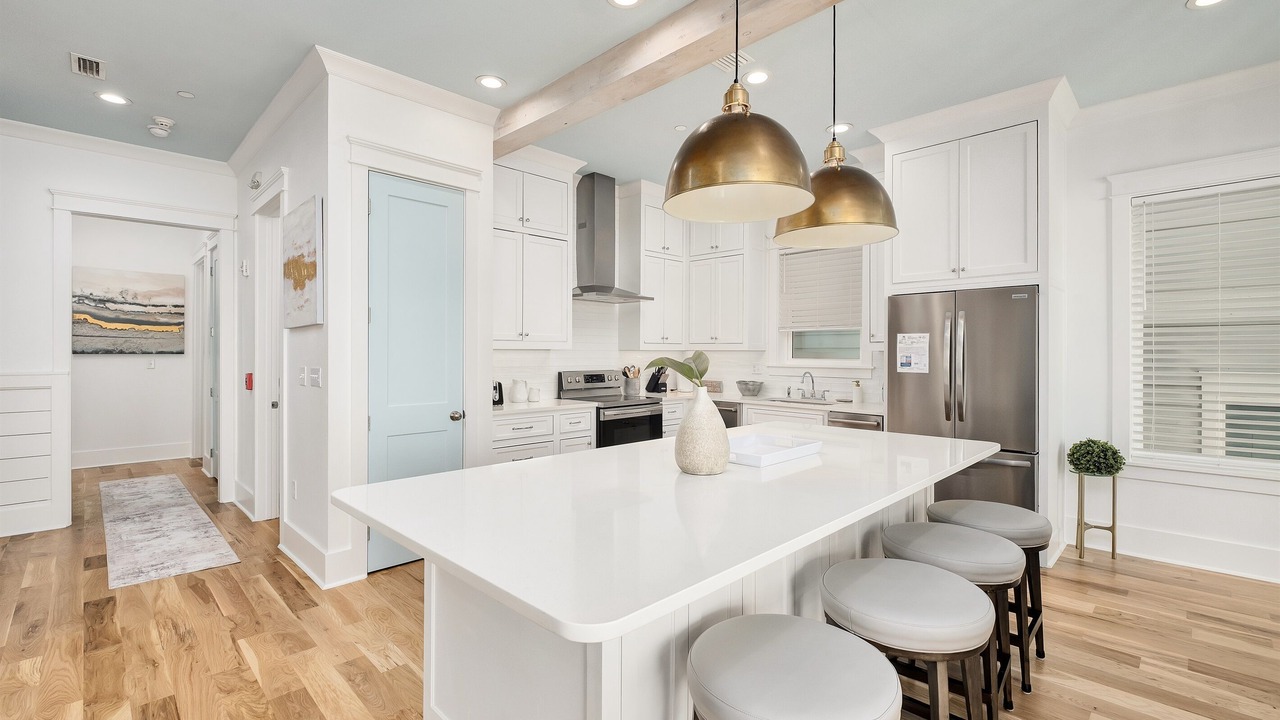 Photo of Kitchen in Laguna Beach Estates
