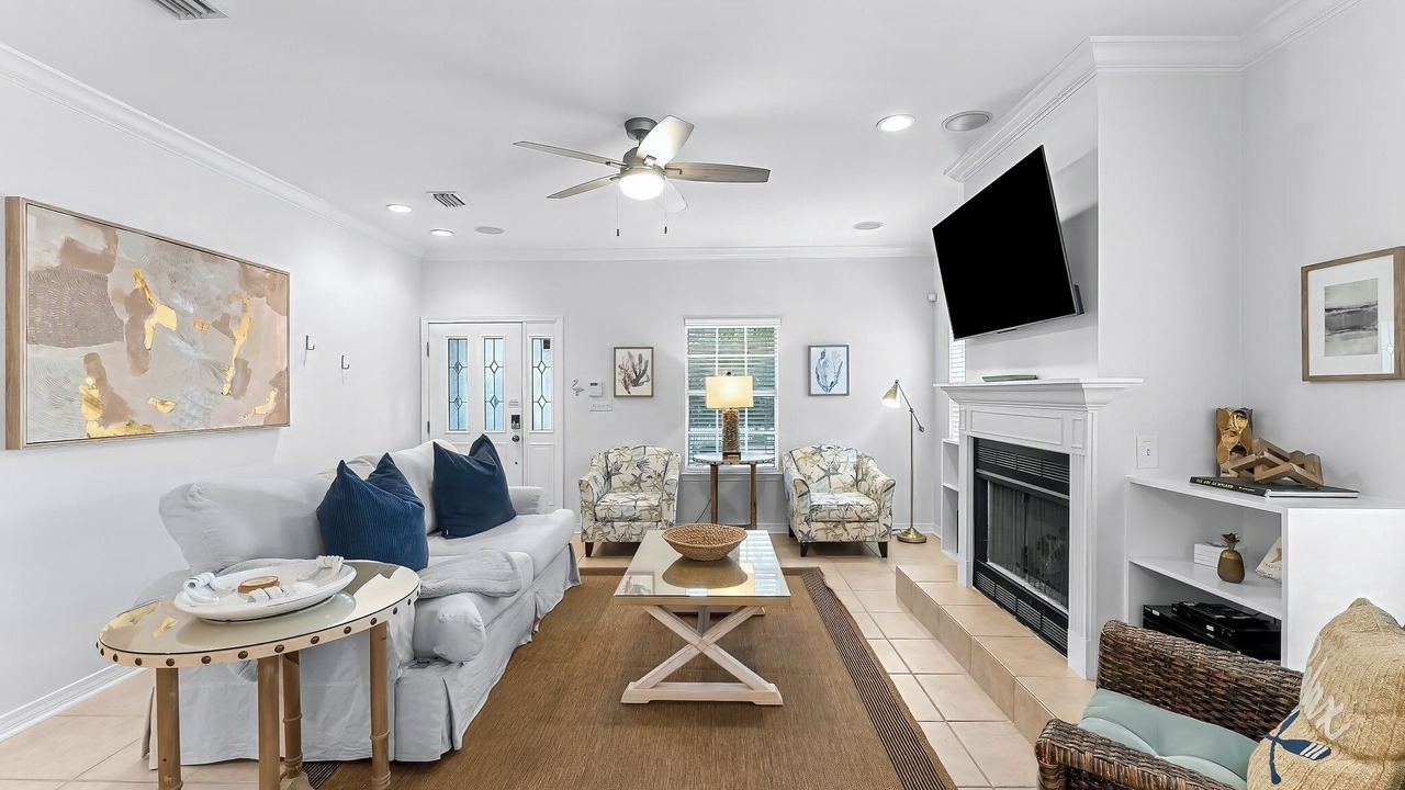 Photo of Bedroom in Crystal Beach