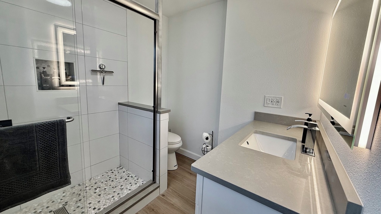Photo of Bathroom in Flor-a-mar
