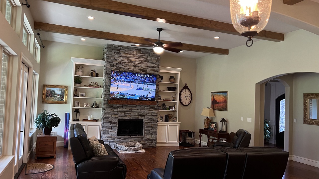 Photo of Livingroom in Sulphur Springs