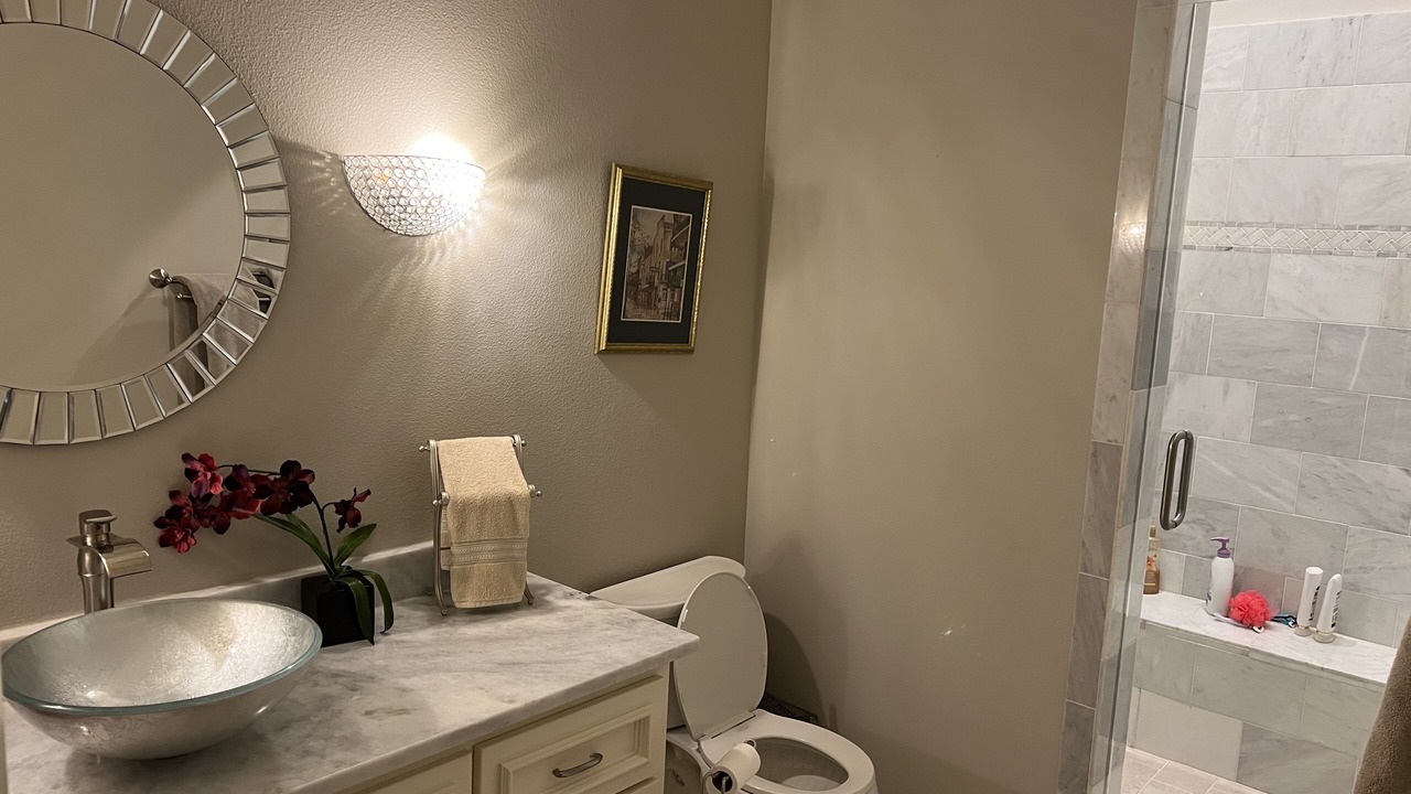 Photo of Bathroom in Sulphur Springs