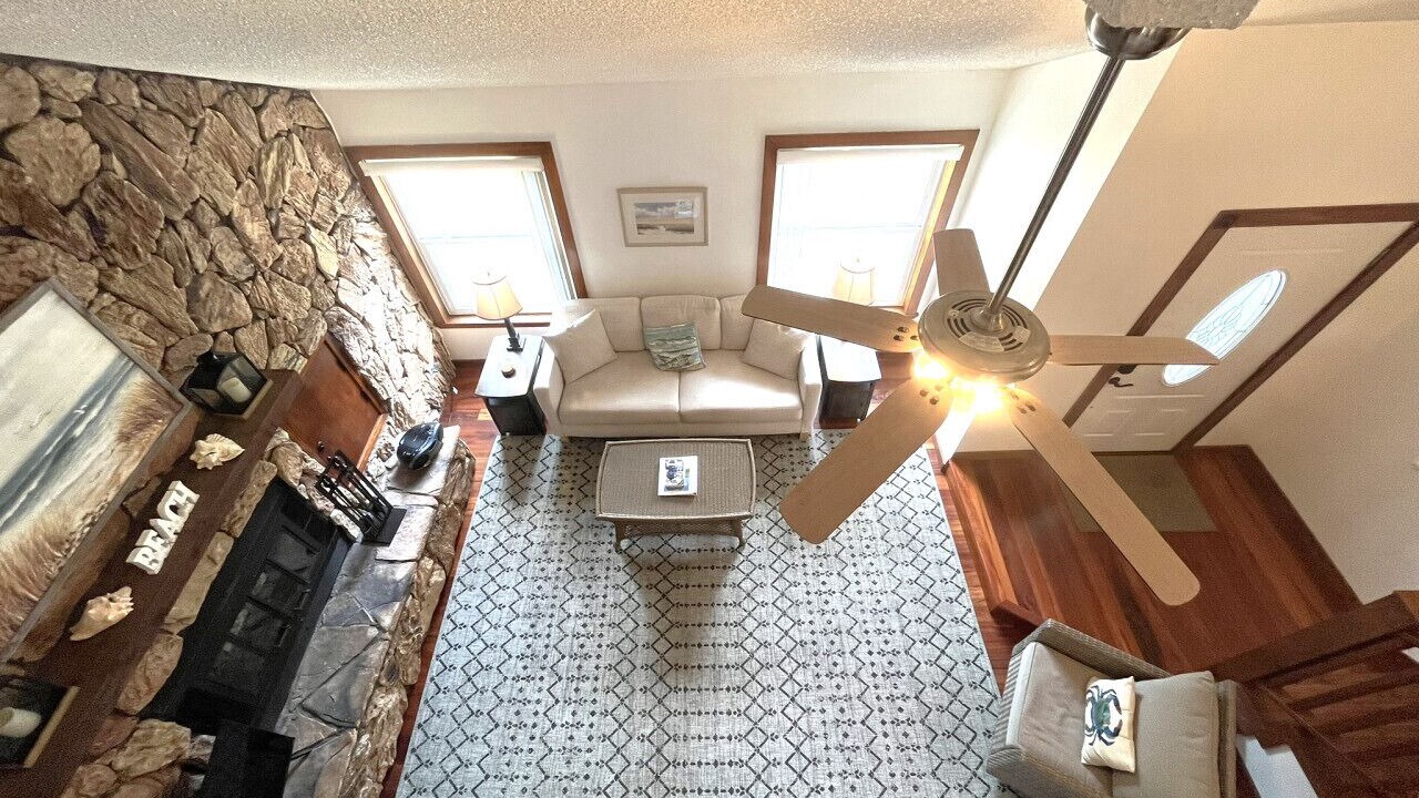 Photo of Livingroom in Milton