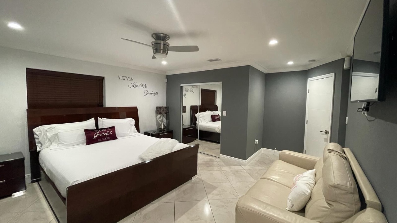 Photo of Bedroom in Greenacres