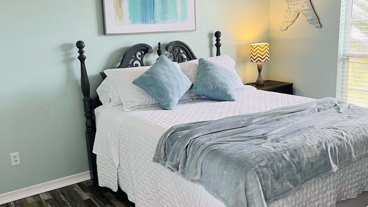 Photo of Bedroom in Gulf Breeze