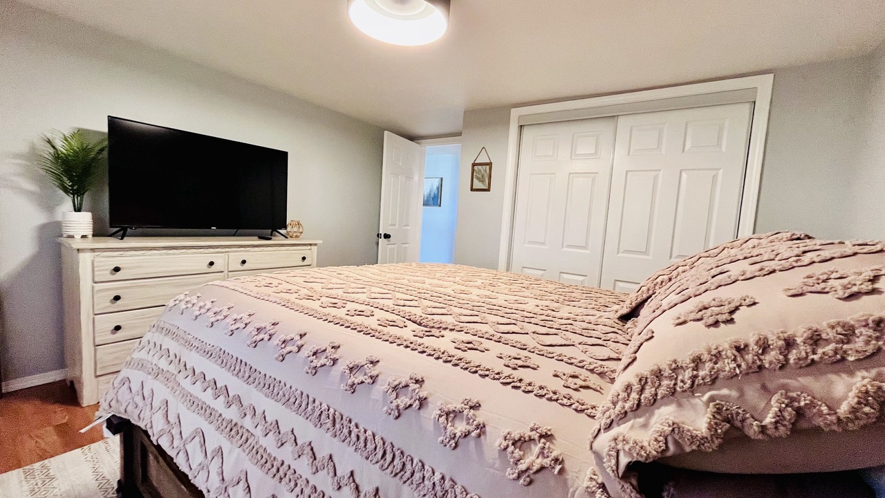 Photo of Bedroom in McNeill