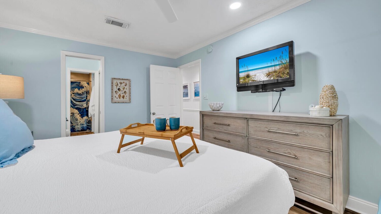 Photo of Bedroom in Crystal Beach