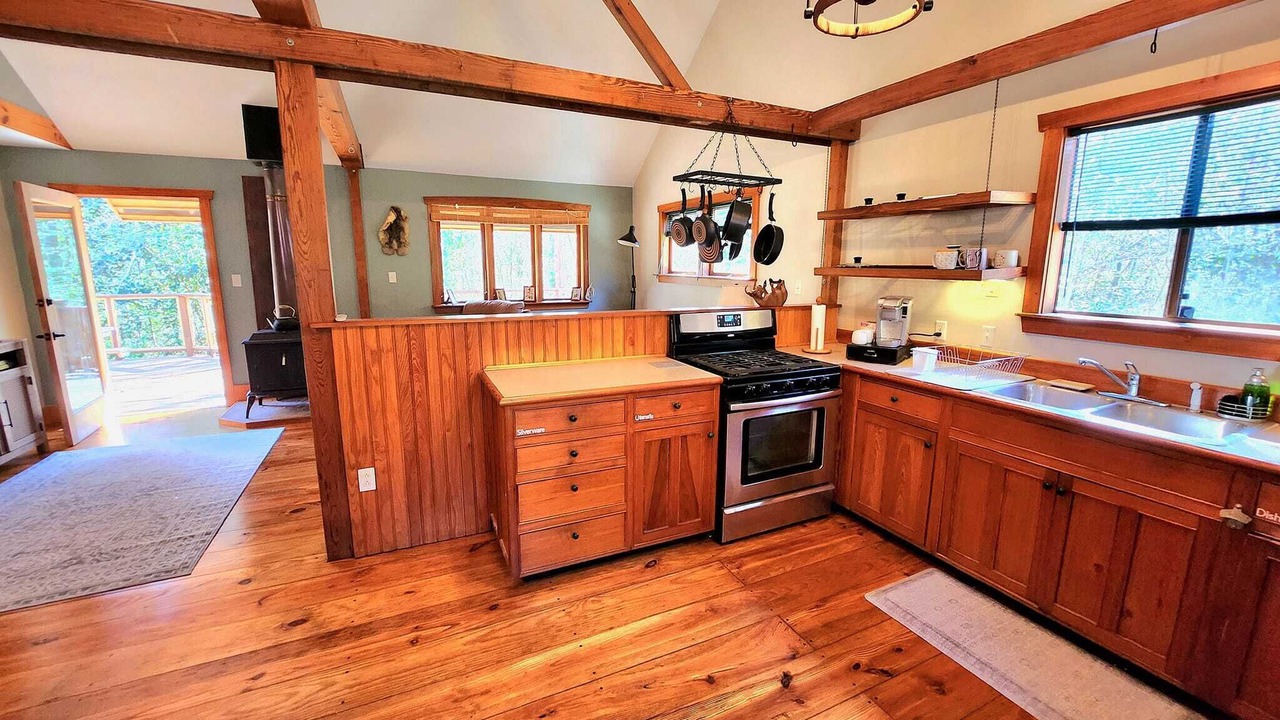 Photo of Kitchen in Bush