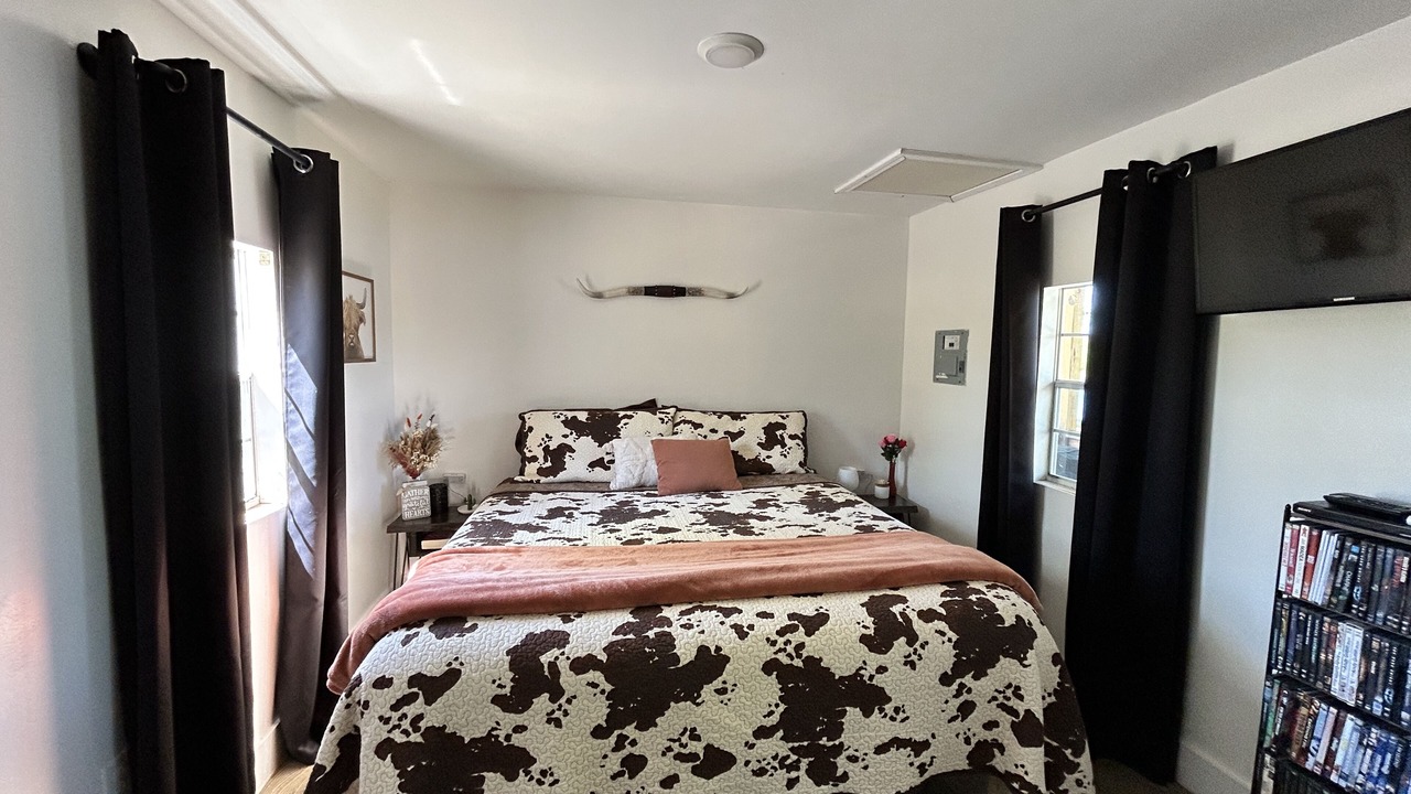 Photo of Bedroom in Lakewood