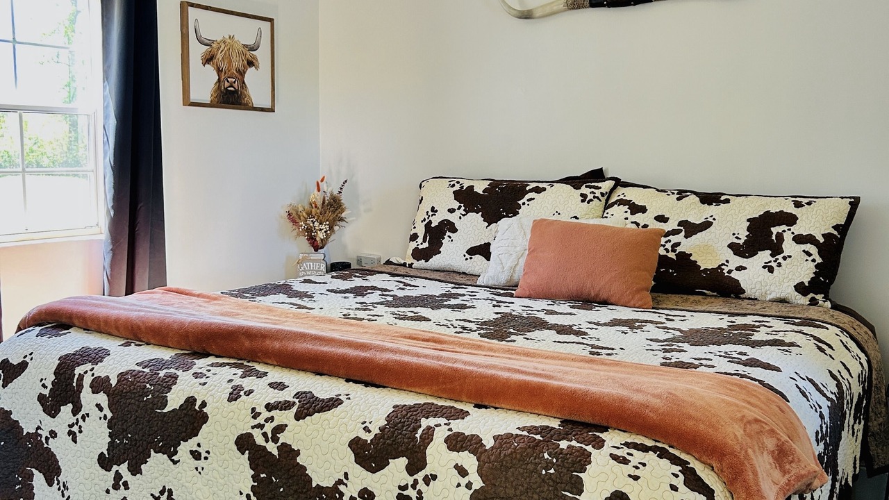 Photo of Bedroom in Lakewood