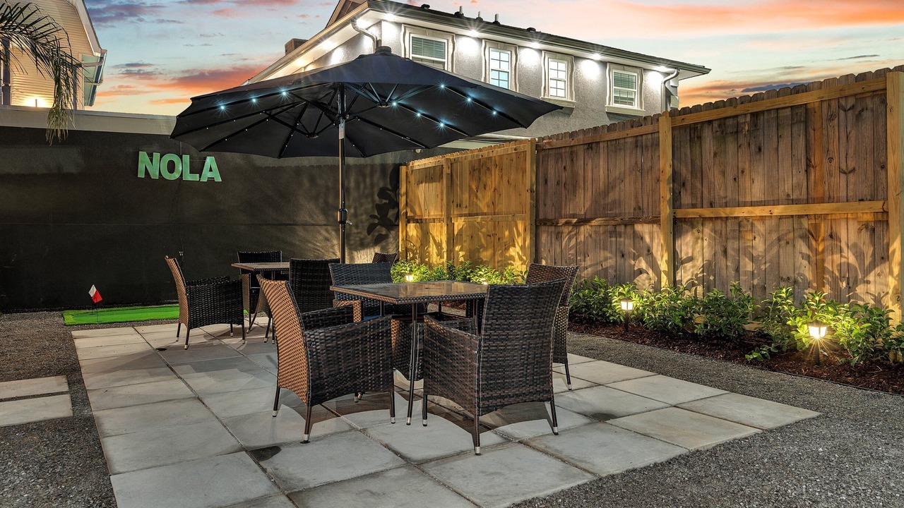 Photo of Outdoor in Mid-City