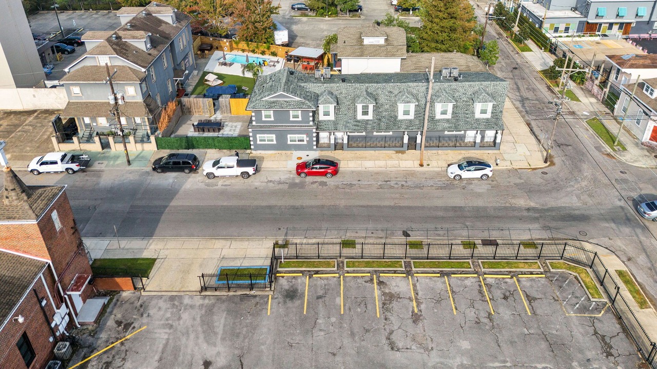 Photo of Others in Mid-City