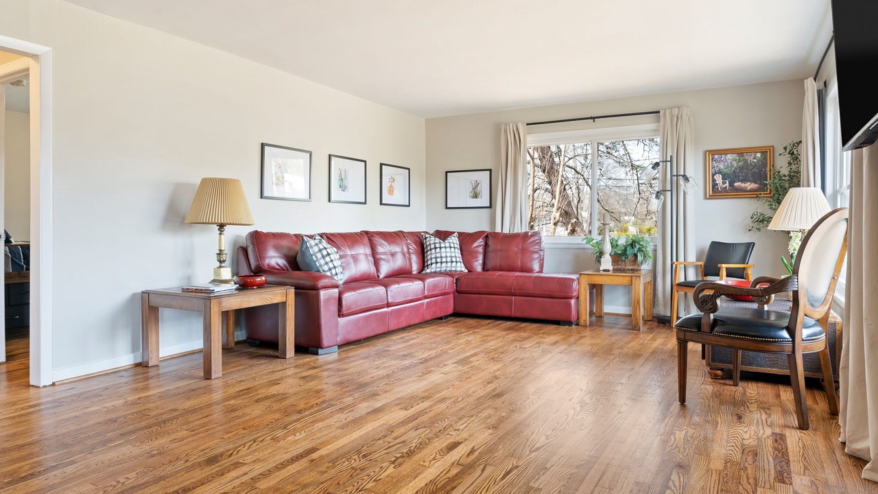 Photo of Livingroom in Gardendale