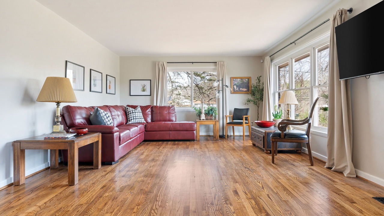 Photo of Livingroom in Gardendale