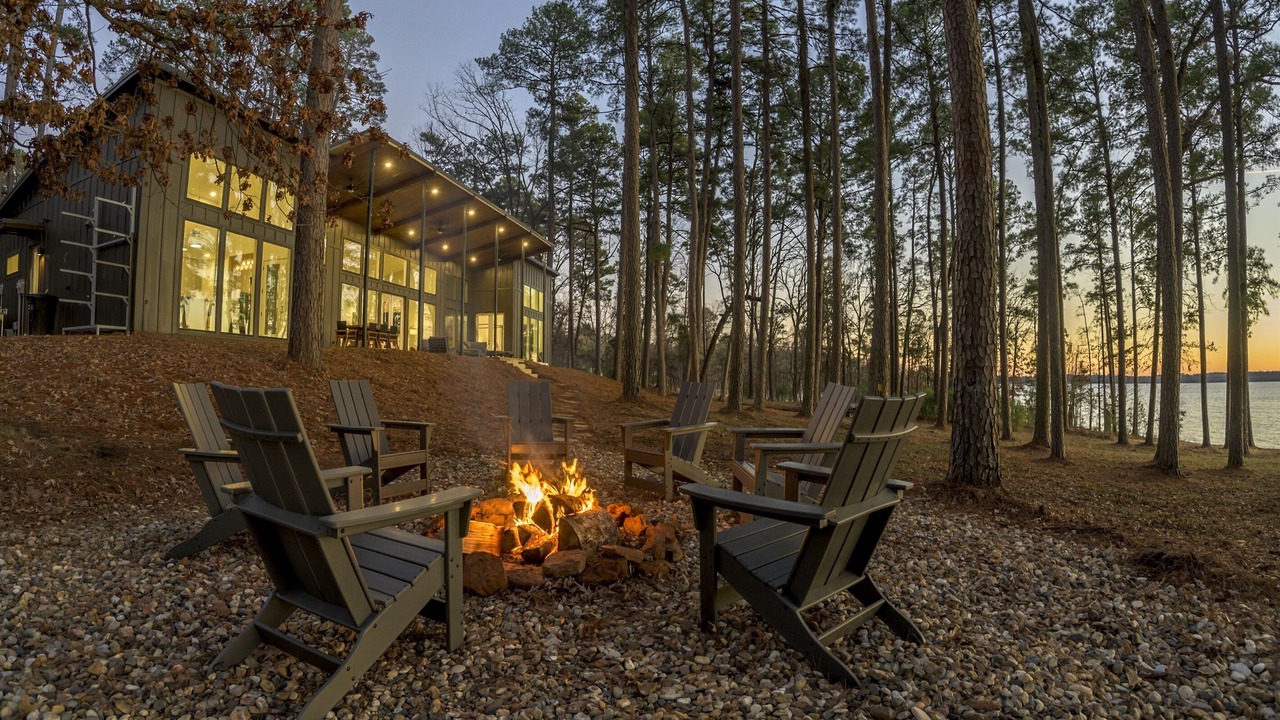 Photo of Outdoor in Avinger